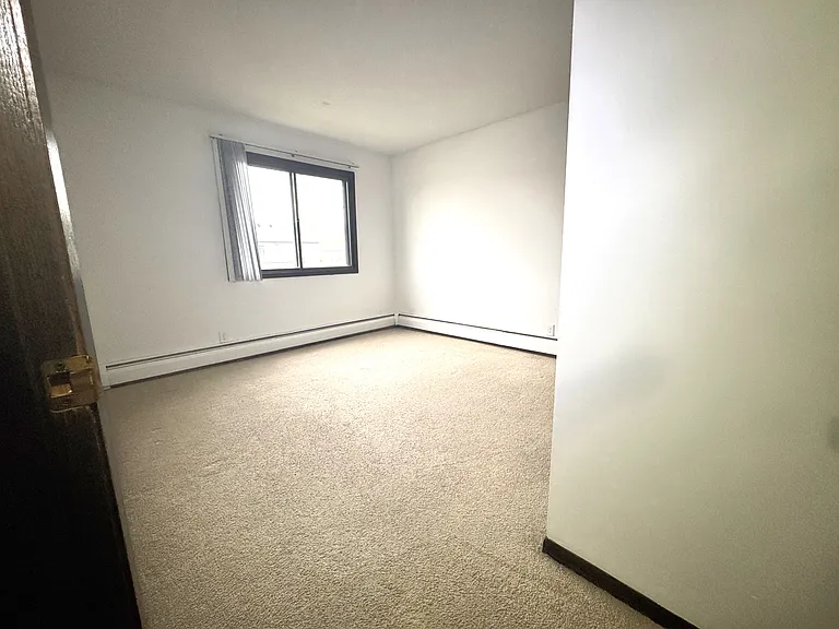 Fairway Woods Apartments — Photo 26
