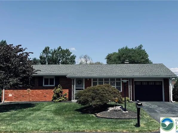 4361 South Dr, Allentown, PA 18103