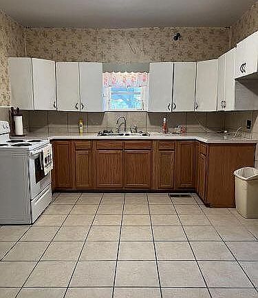 5th image of 226 N 6th St