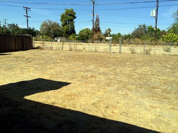 3rd image of 4201 N Hammel Way