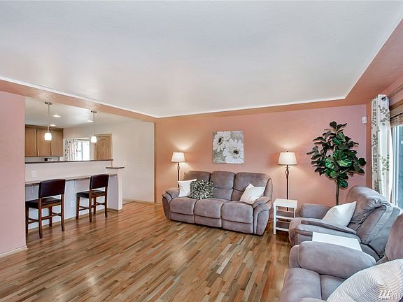 4th image of 6715 S Thompson Ave
