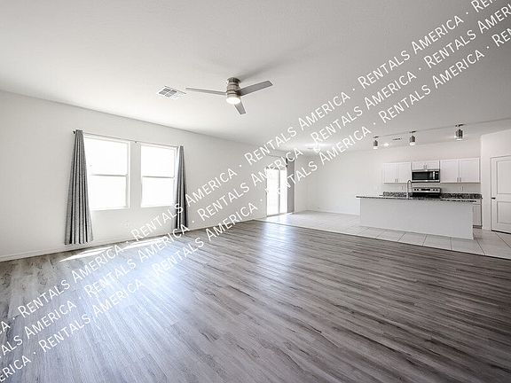 3rd image of 6015 E Athena Rd