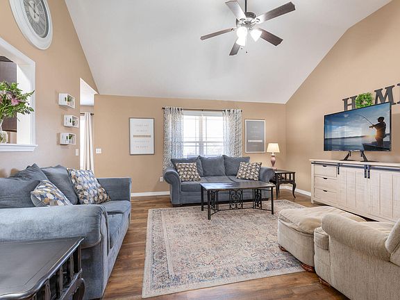 5th image of 241 Everett Mill Road