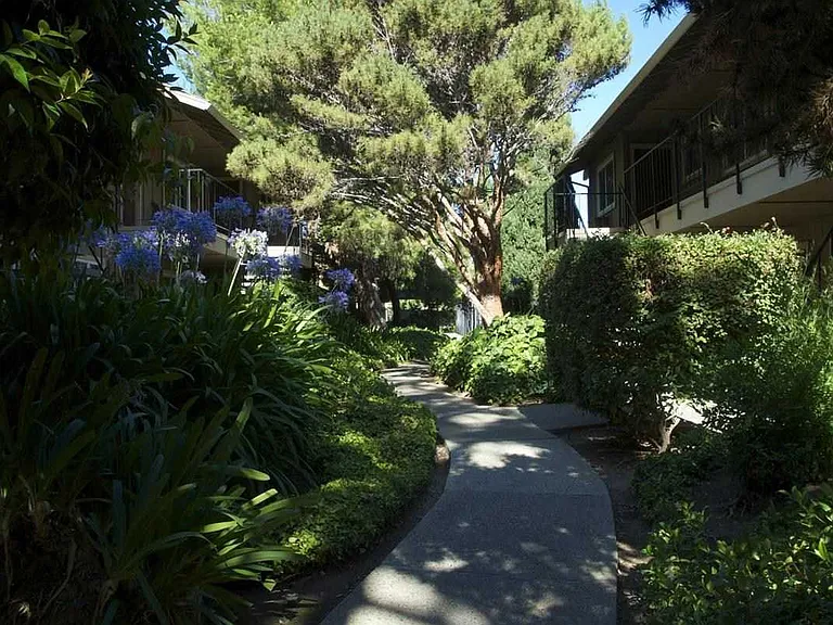 Sedona Lane — Photo 11