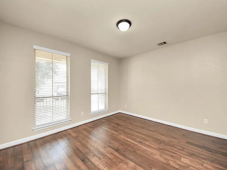 19126 Gaslamp Point Ct — Photo 4