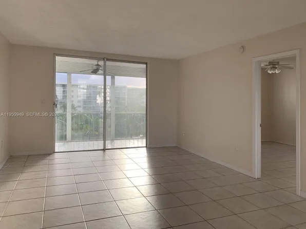 2855 Leonard Dr APT H404, Aventura, FL 33160