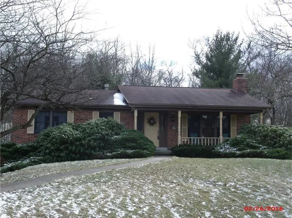 2203 Woodmont Dr, Export, PA 15632