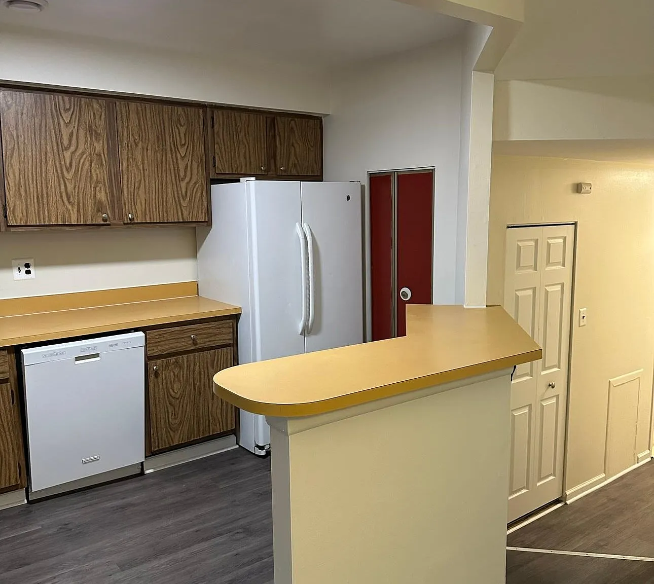 2 bed, 1200 sqft, $1,650 — Photo 4