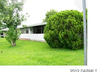 2002 Hickorywood Dr, South Daytona, FL 32119