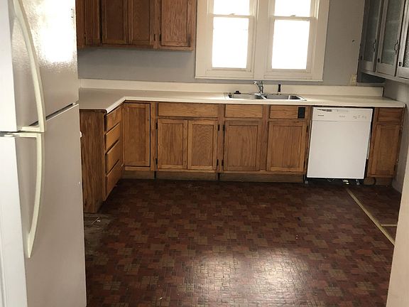 2nd image of 1432 Luce St #A