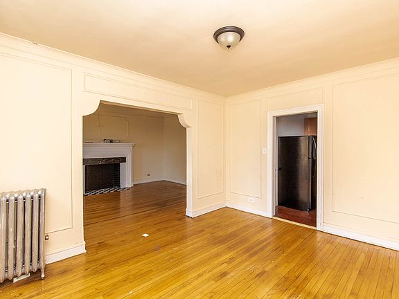 4th image of 6750 N Hermitage Ave #3
