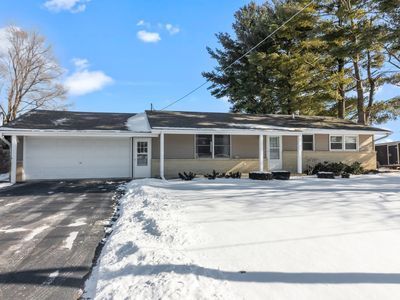 304 S State St, Poplar Grove, IL, 61065