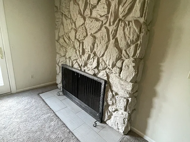 10300 Belinder Rd — Photo 17