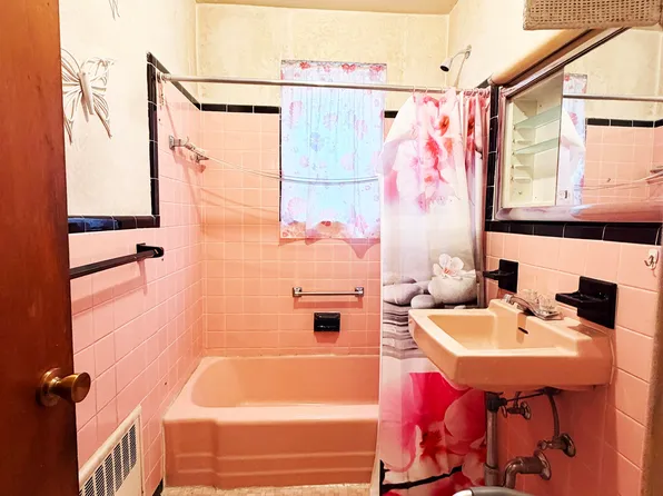 154 Bowers Street image 12 of 27