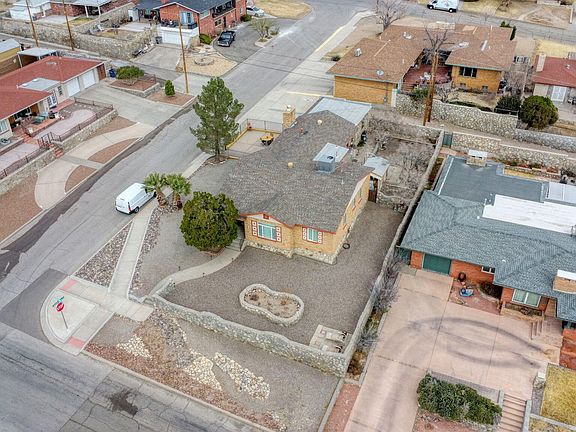 2nd image of 2701 Savannah Ave