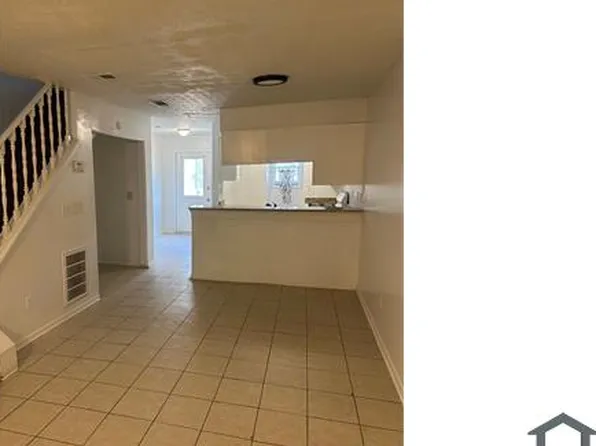 437 Saint Ives Sq, Stone Mountain, GA 30083