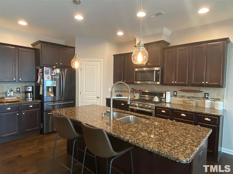 213 Churment Ct — Photo 9