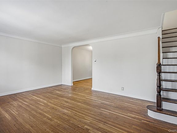 3rd image of 198-22 29th Avenue