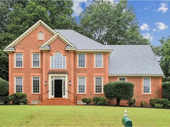 97 Holly Grv, Williamsburg, VA 23185