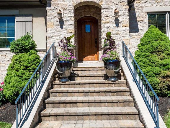 2nd image of 3261 River Highlands Way