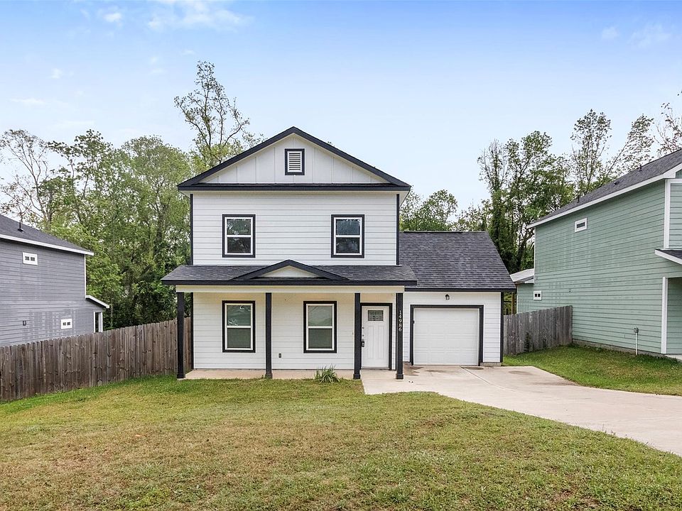 1st image of 14986 Bonham Ln
