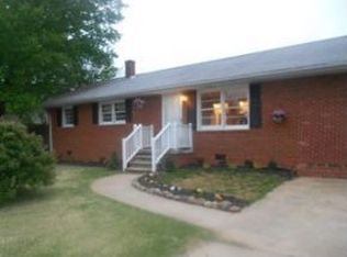 307 Marion St, Graham, NC 27253