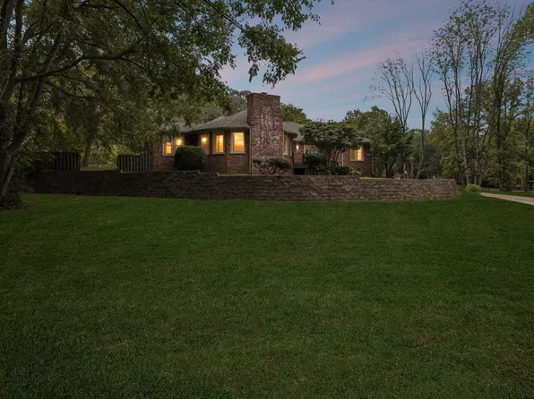 4451 Chandler Rd, Hermitage, TN 37076
