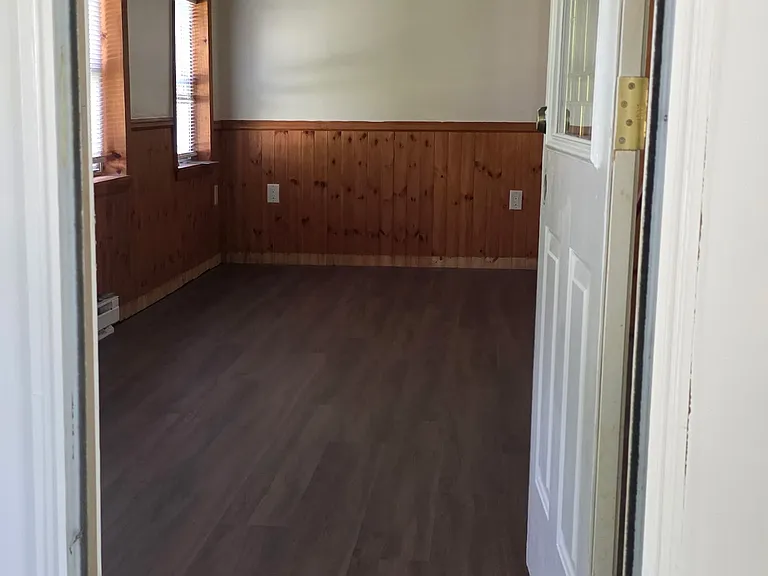17 Westminster Park — Photo 3