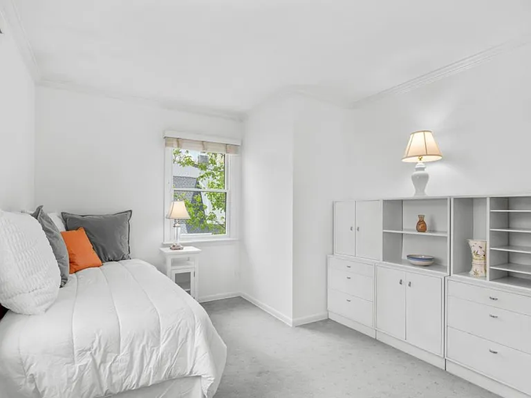 52 Wendt Ave — Photo 11