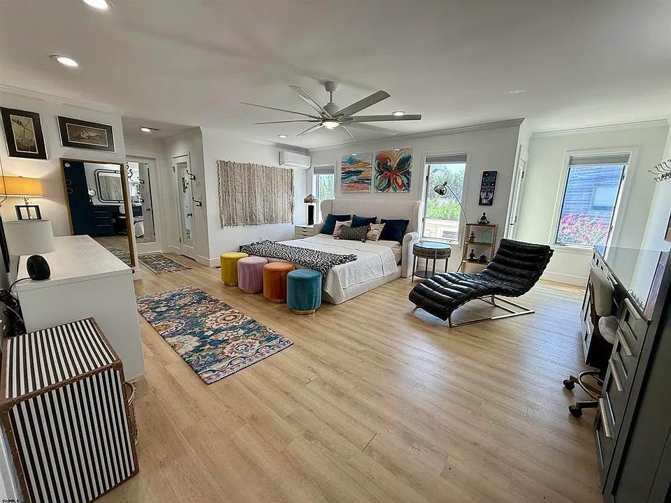 4 Brunswick Ct