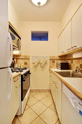 Sold by Corcoran | media 2