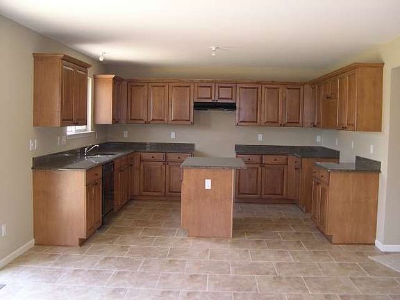 3rd image of 18169 Palmer Dr