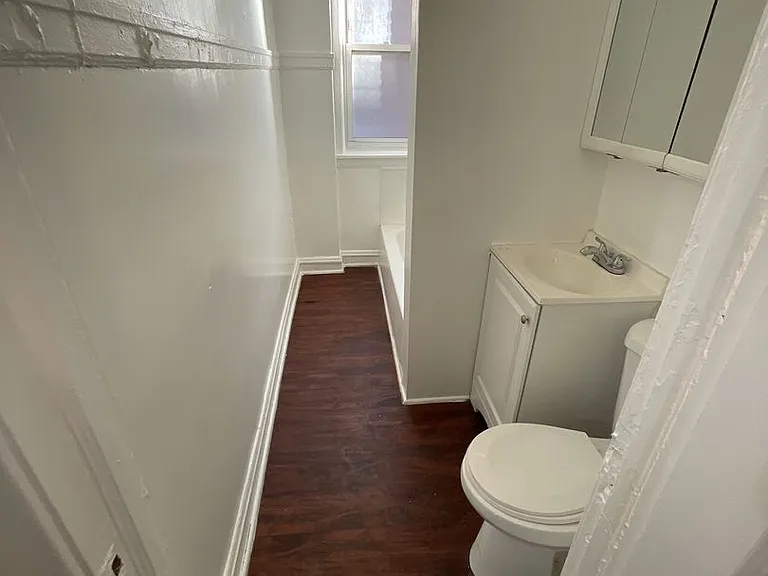6243 S Ashland Ave — Photo 7