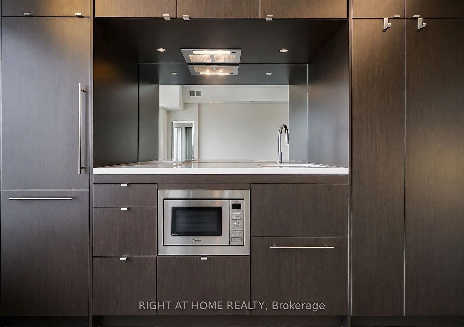 2 bed, $2,590 — Photo 3