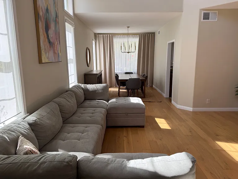 26085 Salinger Ln — Photo 2