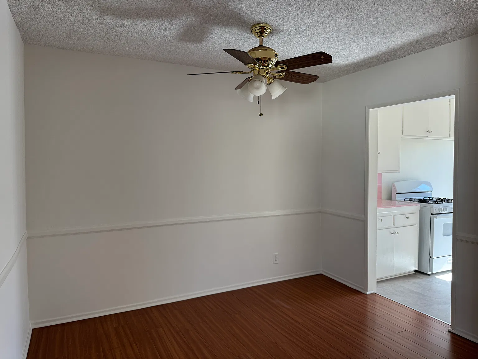 1 bed, 850 sqft, $1,850 — Photo 3