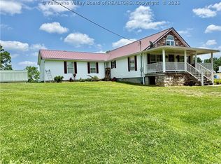 2821 Cedar Lakes Dr, Ripley, WV 25271