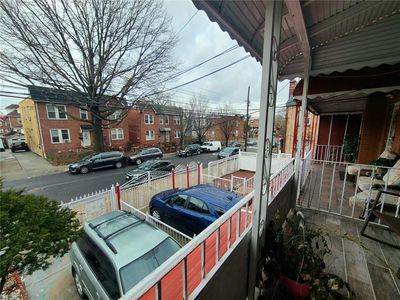 950 E 218th Street, Bronx, NY, 10469