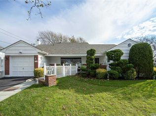 132 Richard St, Atlantic Beach, NY 11509