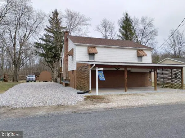 310 Conewago Dr, East Berlin, PA 17316