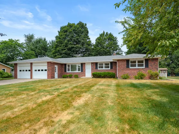 6125 Enola Ave, Kalamazoo, MI 49048