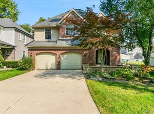 9222 Northern Ave, Plymouth, MI 48170
