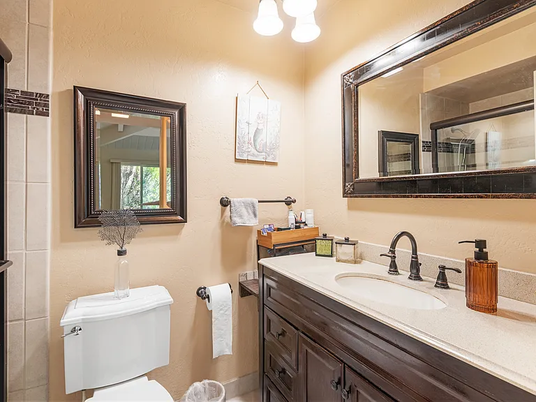 104 Lake Dr #3 — Photo 11