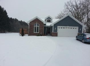 2721 Cozy Acres Rd, Racine, WI 53406