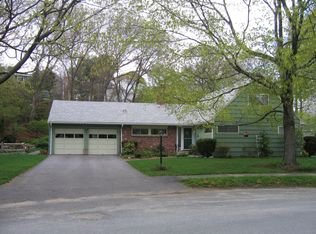 15 Richard Rd, Needham, MA 02492