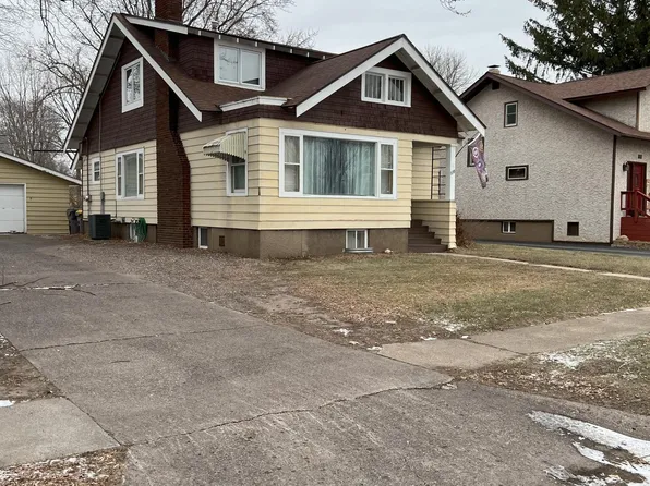 1130 Florence St, Baldwin, WI 54002