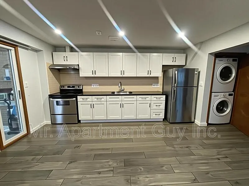 1 bed, 1.0 bath, $1,545 — Photo 3