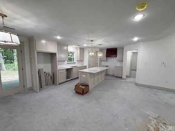 5th image of 11 Durham Rd