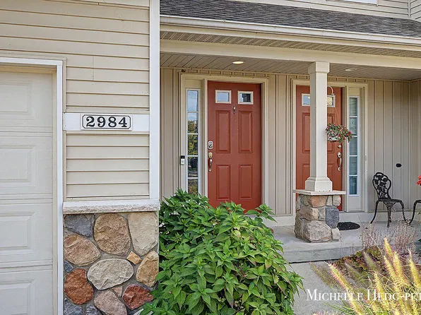 2984 Edgestone Dr #22, Hudsonville, MI 49426
