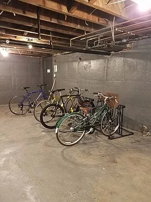 Rented by EXR | media 77